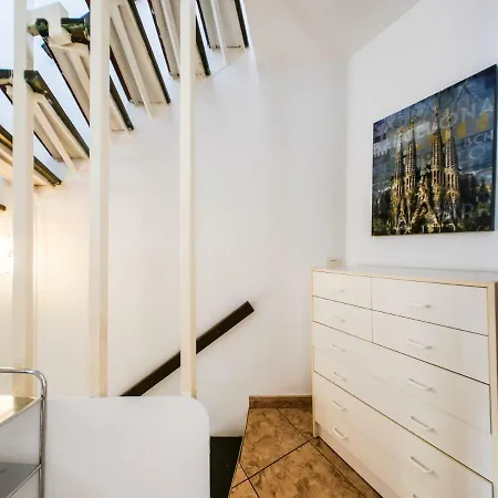 Veronicas Apartment *
