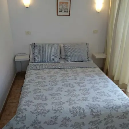 Veronicas Apartment *